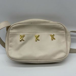 Vintage Lea Paloma Picasso handbag